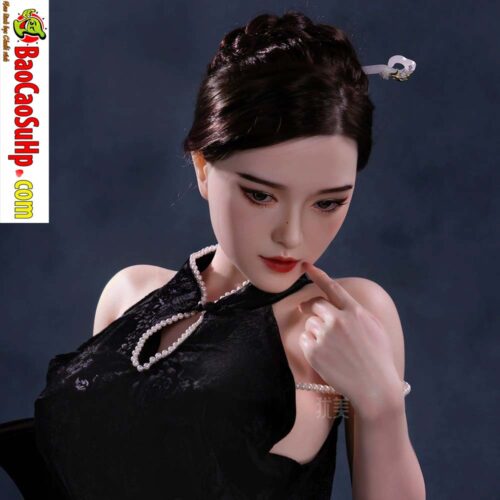 bup be tinh duc Hoa Dao 1m58 cm xinh dep 1 - Búp Bê tình dục Full Hoa Dao Sườn Xám 1m58 cm - Nét Đẹp Sắc Sảo Chạm Đến Trái Tim!
