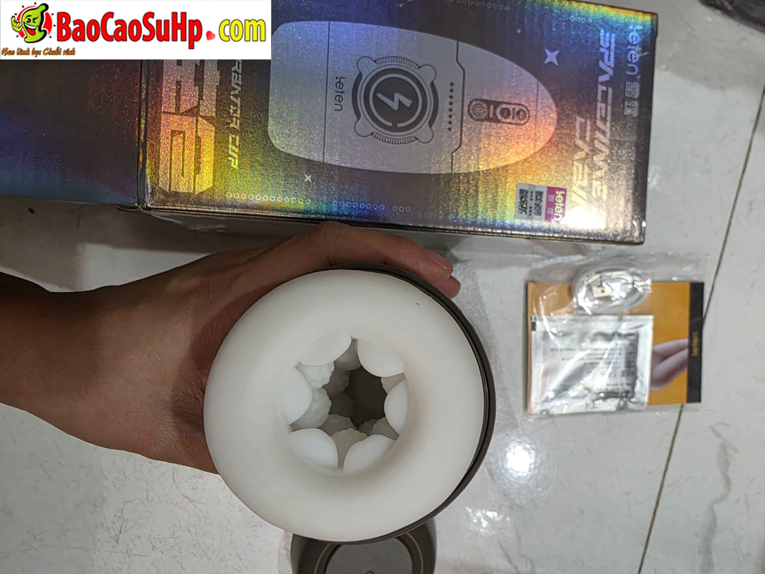 Coc thu dam Nho gon xoay Leten Thunder Space Cabin 3 scaled - Cốc thủ dâm Nhỏ gọn xoay Leten Thunder Space Cabin