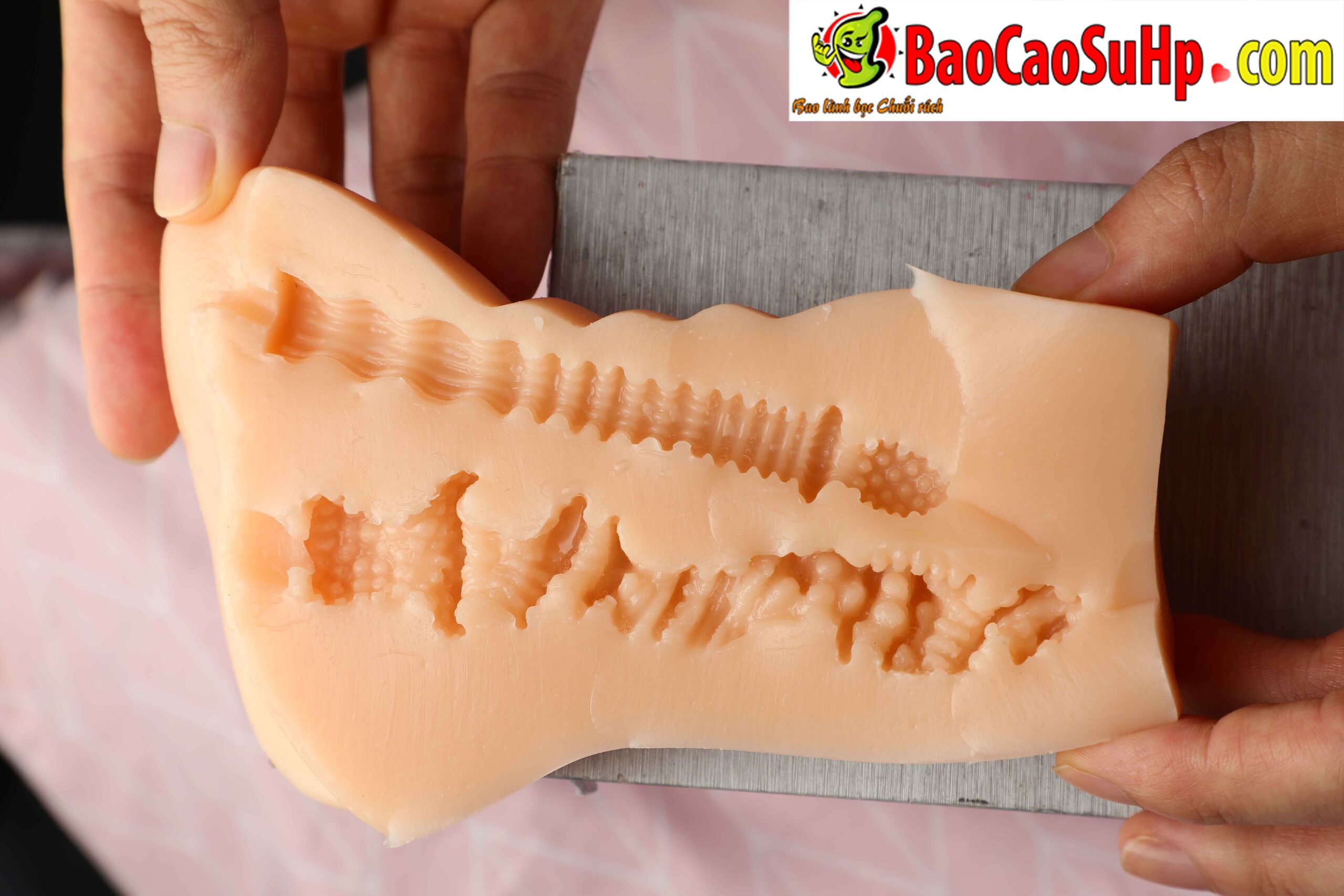 834A1515 scaled - Vếu giả nguyên khối Rung Yano Hatsuna 2in1 âm đạo và hậu môn béo múp lõi siêu mềm 4,2kg